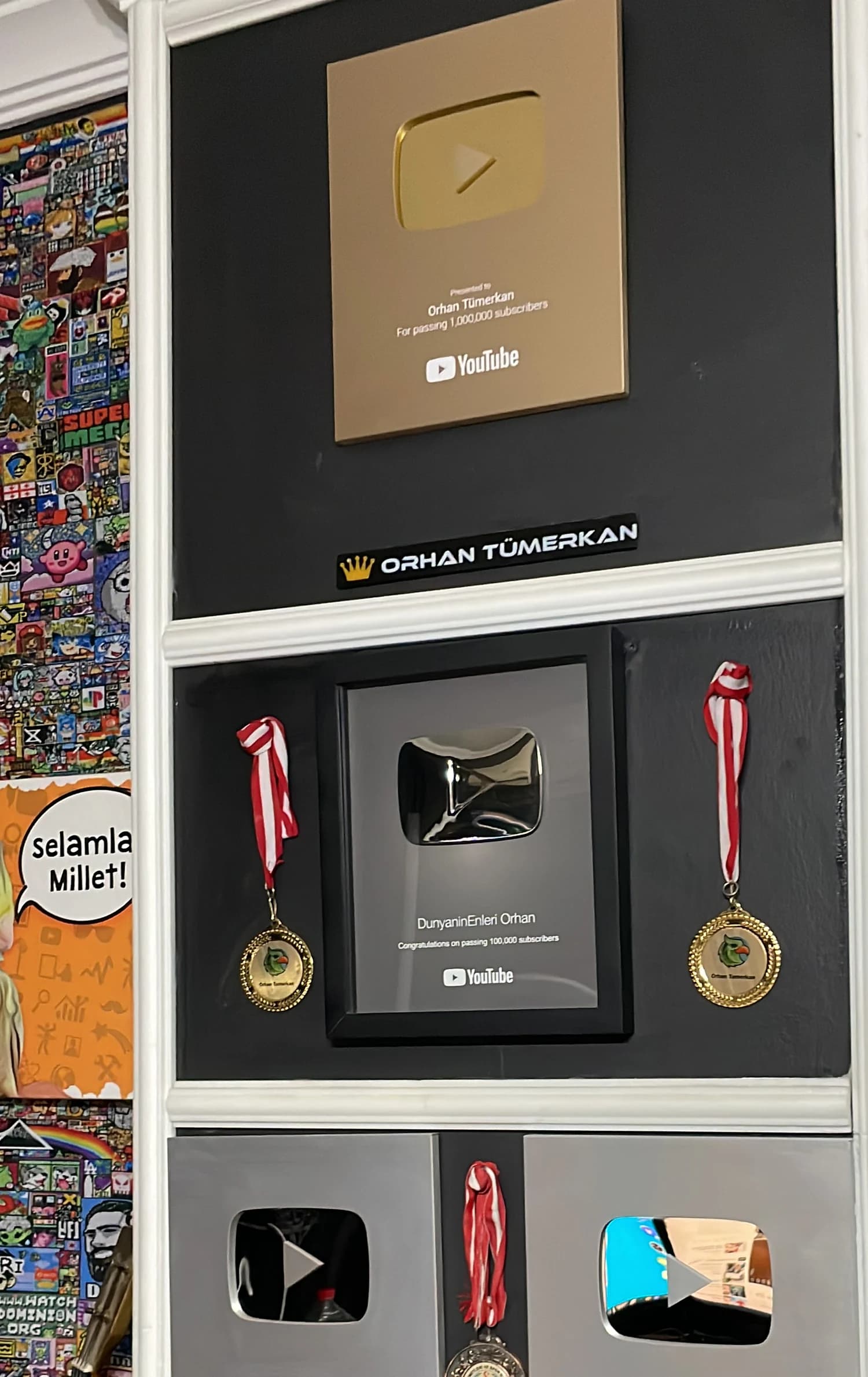 YouTube ödül plaketleri